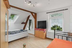 Loxstedt - Düring | Zweifamilienhaus mit Pferdestallen, Ferienapartment, Pool, Stall, Reithalle, Pad – Die vollständige Adresse der Immobilie erhältst du vom Anbieter., 27612 Loxstedt – Vorschaubild 20
