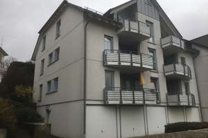 sehr gräumige 4 ZKB Wohnung im Dachgeschoß in sonniger Lage