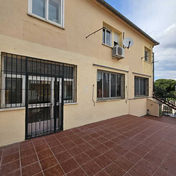 FREISTEHENDES CHALET