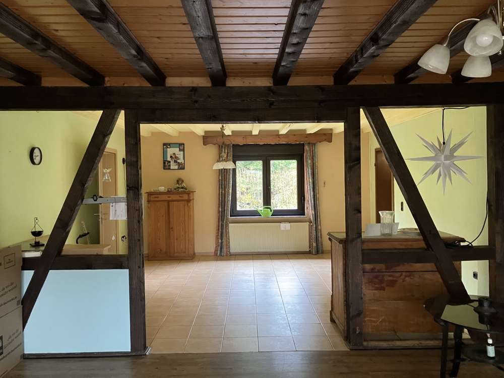 Immobilie in Friedewald - Immobilie mit Schlossblick - Ihr neues Zuhause für die Großfamilie in 57520 Friedewald! - Bild 9