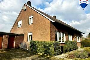 Charmantes Zweifamilienhaus in Sassenberg, Großzügige Wohnfläche, idyllisches Grundstück – Die vollständige Adresse der Immobilie erhältst du vom Anbieter., 48336 Sassenberg – Vorschaubild 1