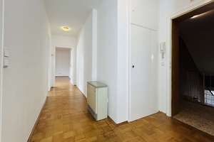 Heller 2,5-Raum-DG-Traum: Südwest-Hoflage, Parkett, neue Heizung & 67 m² Spitzboden-Ausbaureserve! – 45276 Steele, Essen – Vorschaubild 7