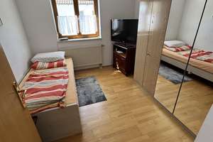 Platz für die ganze Familie! Traumhafte Doppelhaushälfte mit Blick ins Grüne – Die vollständige Adresse der Immobilie erhältst du vom Anbieter., 85077 Manching – Vorschaubild 17