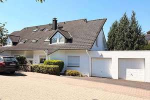 Hoberge // Terrasse // Carport // kleiner Garten – 33619 Dornberg, Bielefeld – Vorschaubild 2