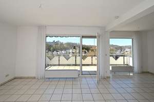 Wohn-Glück mit Panorama-Blick – Die vollständige Adresse der Immobilie erhältst du vom Anbieter., 57074 Siegen, Siegen – Vorschaubild 6