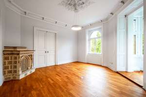 Stilvolle Altbauetage in denkmalgeschütztem Prachtbau – Exklusives Wohnen in bester Mainzer Lage – Die vollständige Adresse der Immobilie erhältst du vom Anbieter., 55116 Altstadt, Mainz – Vorschaubild 23