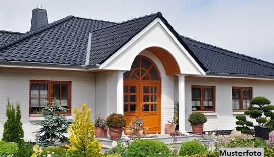 Bild von Einfamilienhaus in gehobener Ausführung mit hoher Lagequalität