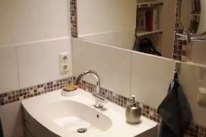 Maximal für 6 Monate - Exklusive 2-Zimmer-Wohnung voll möbliert in Köln Mauenheim, Wohnen auf Zeit – Giselherstraße 14, 50739 Mauenheim, Köln – Vorschaubild 8