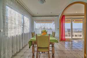 Exquisite Villa mit Schwimmbad in Traumlage von Reutlingen – Reutlingen (Kreis) – Vorschaubild 20