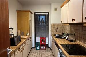 Möblierte Stilvolle 2-Zimmer-Wohnung & Balkon in Düsseldorf mit Einbauküche – Hardtstraße 31, 40629 Grafenberg, Düsseldorf – Vorschaubild 6
