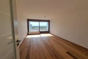 Renovierte 3- oder 4-Zimmer-Wohnung mit West-Balkon - 10 Gehminuten zur S3 – Die vollständige Adresse der Immobilie erhältst du vom Anbieter., 82194 Gröbenzell – Vorschaubild 2