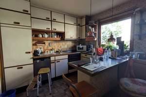 Für die kleine Familie: Reihenmittelhaus mit schattiger Weinlaube und hübschem Gärtchen! – Die vollständige Adresse der Immobilie erhältst du vom Anbieter., 70327 Untertürkheim (Ortsteil), Stuttgart – Vorschaubild 7