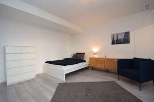 Voll ausgestattetes Apartment mit Waschmaschine und Internet im beliebten Köln-Ehrenfeld – Die vollständige Adresse der Immobilie erhältst du vom Anbieter., 50825 Neustadt/Nord, Köln – Vorschaubild 2