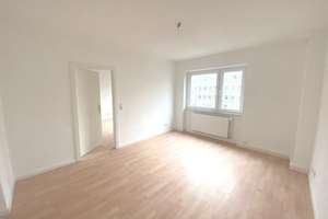 Schick und zentral 3-Zimmerwohnung mit Einbauküche! – Hindenburgstraße 29, 55118 Neustadt, Mainz – Vorschaubild 10