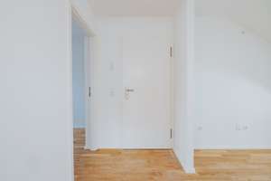 Vermietete 3-Zimmer-Kapitalanlage in sanierter Wohnanlage – Die vollständige Adresse der Immobilie erhältst du vom Anbieter., 70329 Obertürkheim (Ortsteil), Stuttgart – Vorschaubild 6