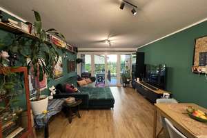 Moderne 3-Zimmer-Erdgeschosswohnung mit Terrasse und Garten