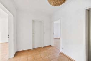 Vermietete Kapitalanlage in Tibarg-Nähe:             2,5-Zi.-Wohnung mit Süd-Balkon und Tiefgarage – Die vollständige Adresse der Immobilie erhältst du vom Anbieter., 22459 Niendorf, Hamburg – Vorschaubild 8