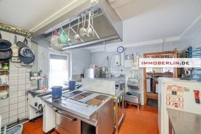 IMMOBERLIN.DE - Sehr attraktives Gewerbe- und/oder Wohnhaus mit Ferienwohnungen u.v.m.