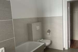Charmante 5-Zimmer-Wohnung in der Rostocker Stadtmitte – Augustenstraße 44, 18055 Stadtmitte, Rostock – Vorschaubild 7