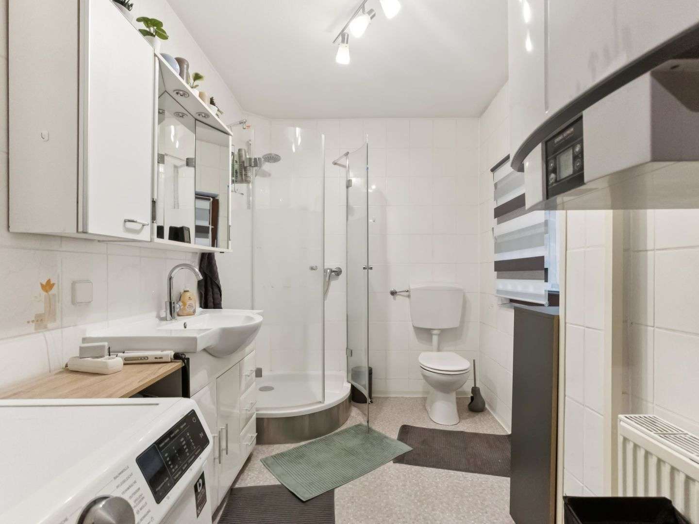 Immobilie in Bad Krozingen - Zwei Doppelhaushälften auf einem Grundstück - Charmantes Liebhaberobjekt in Bad Krozingen - Bild 4