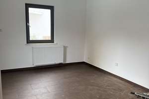 Großzügige 5-Zimmer-Wohnung mit Dachgeschosszimmer, 2 Bäder und großem Keller in Wöllstadt

 – Paul-Hallmann-Straße  6, 61206 Wöllstadt – Vorschaubild 12