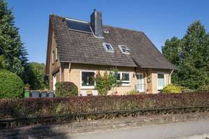 Gemütliches Einfamilienhaus mit großem Garten in gefragter Lage – Die vollständige Adresse der Immobilie erhältst du vom Anbieter., 24376 Kappeln – Vorschaubild 4
