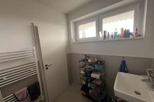 Helle 4-Zimmer Wohnung mit Balkon in Düsseldorf-Düsseltal – Die vollständige Adresse der Immobilie erhältst du vom Anbieter., 40237 Düsseltal, Düsseldorf – Vorschaubild 1
