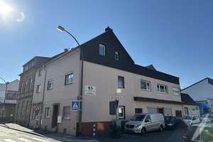 TOP-Lage Bonn-Oberkassel !!
Renditestarkes Wohn- und Geschäftshaus mit hohem Entwicklungspotenzial  – Die vollständige Adresse der Immobilie erhältst du vom Anbieter., 53227 Oberkassel, Bonn – Vorschaubild 1