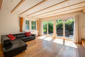 Idyllisches EFH in zweiter Reihe mit sonniger Südterrasse & PV-Anlage in Lurup – Die vollständige Adresse der Immobilie erhältst du vom Anbieter., 22547 Lurup, Hamburg – Vorschaubild 8