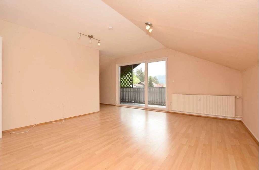 Immobilie in Langelsheim - Schöne, moderne 3-Zimmer-Wohnung mit Balkon und toller Aussicht in Lautenthal. - Bild 1