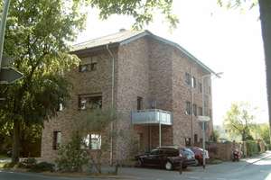 Haus im Haus - individuelle 3 1/2 Raum Maisonette-Wohnung nahe 6-Seen-Platte