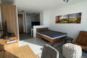 Modernisierte 1-Zimmer-Wohnung mit Luxus- Vollmöblierung in München Bogenhausen – Freischützstr. 110, 81827 Johanneskirchen, München – Vorschaubild 1