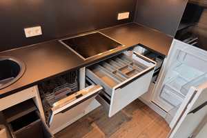 Erstbezug nach Sanierung: stilvolle 1,5-Zimmer-Wohnung mit EBK – Kleinschmitthauser Weg 18, 40468 Düsseldorf – Vorschaubild 6