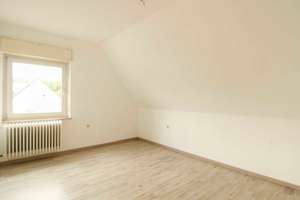 EFH mit 5 Zimmern und großem Garten in Bielefeld-Ummeln – Die vollständige Adresse der Immobilie erhältst du vom Anbieter., 33649 Brackwede, Bielefeld – Vorschaubild 5