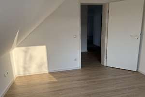 Frisch renoviert: 3-Zimmer-Wohnung mit Balkon und EBK – Schloßfeld 143a, 48308 Senden – Vorschaubild 5