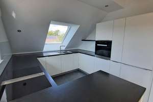 Exklusive 4,5-Zimmer-Maisonettewohnung mit vielen Extras! – Die vollständige Adresse der Immobilie erhältst du vom Anbieter., 70435 Zuffenhausen-Mönchsberg, Stuttgart – Vorschaubild 3
