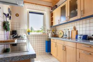 Einziehen und Wohlfühlen – Helle 2-Zimmer-Wohnung mit Einbauküche, Loggia und schönem Ausblick – Die vollständige Adresse der Immobilie erhältst du vom Anbieter., 13599 Haselhorst, Berlin – Vorschaubild 5