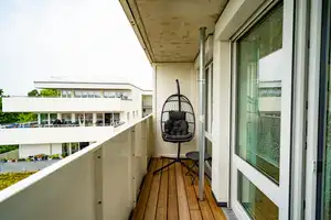Charmante 1,5-Raum-Wohnung mit Fernsicht, Balkon in Westlage & Einbauküche – Regensburg – Vorschaubild 8