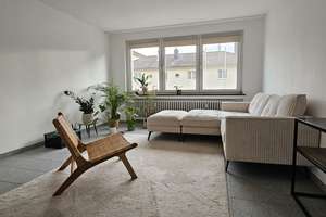 Kölner Süden, sanierte- renovierte 2 Zi. Etagenwhg. mit Balkon + Einbauküche + Gartenmitbenutzung – Die vollständige Adresse der Immobilie erhältst du vom Anbieter., 50968 Raderberg, Köln – Vorschaubild 2