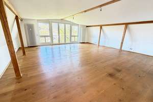 ***Loft-artige***  2,5-Zimmer-Mansardenwohnung  ***absolut ruhige Lage*** – Die vollständige Adresse der Immobilie erhältst du vom Anbieter., 81827 Waldtrudering, München – Vorschaubild 3