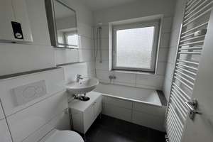 *** Erstbezug nach Sanierung! Helle 2 Zimmerwohnung mit Balkon und Aufzug*** – Heideweg 125, 40470 Mörsenbroich, Düsseldorf – Vorschaubild 2