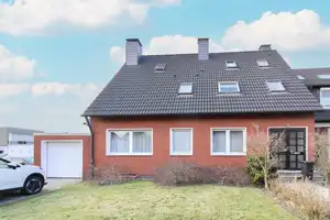 Am Naturschutzgebiet: Reiheneckhaus für 2 Familien mit eigenem Garten in Bochum-Höntrop – Bochum – Vorschaubild 20