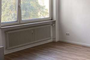 Helle, frisch renovierte 2-Zimmer Wohnnung in Fürth Dambach