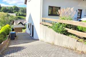 Schönes Haus mit 2 Wohnungen in 57074 Siegen-Bürbach – Siegen-Wittgenstein (Kreis) – Vorschaubild 1