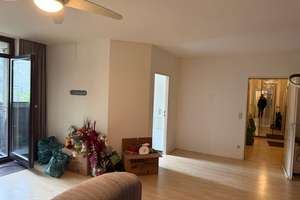 Zentrale Lage - Schöne 2-Zimmer-Wohnung im Zentrum von Krefeld mit Balkon ab dem 01.08.2026 – Gladbacherstr. 6, 47798 Stadtmitte, Krefeld – Vorschaubild 2