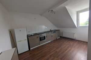 Ruhige 2-Zimmer-Dachgeschosswohnung in zentraler Lage von Krefeld – Krefeld – Vorschaubild 3