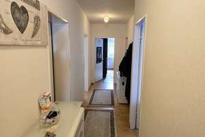 Schöne Kapitalanlage im Herzen von Friedrichsfeld mit großem Balkon und Aufzug – Bülowstraße 61, 46562 Voerde (Niederrhein) – Vorschaubild 3