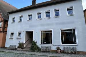 Wohnen und Arbeiten im Herzen von Leutershausen – Die vollständige Adresse der Immobilie erhältst du vom Anbieter., 91578 Leutershausen – Vorschaubild 1