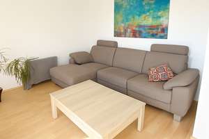MÖBLIERT und über den Dächern von Düsseldorf: 3 Zimmer in Friedrichstadt