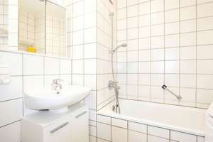 +++ Charmante 2-Zimmer-Wohnung mit Balkon und Stellplatz in modernisierter Wohnanlage +++ – Die vollständige Adresse der Immobilie erhältst du vom Anbieter., 4229 Plagwitz, Leipzig – Vorschaubild 11